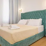 Aparthotel Vener