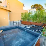 Vener Aparthotel 4*